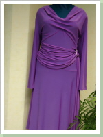 Model:  008      Größe: 44, 46, 48           Farbe: violett       Preis: 85€
